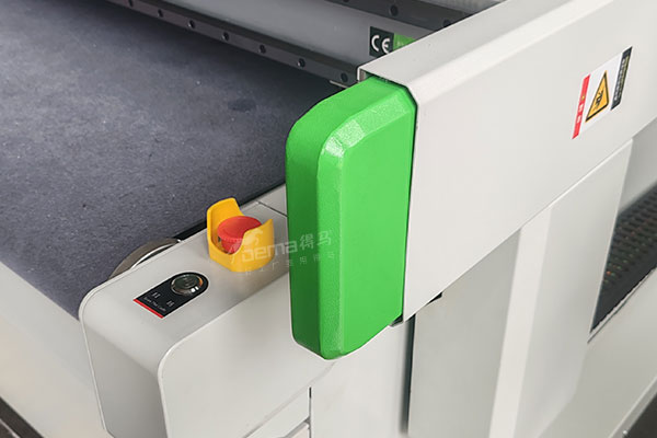 得马F11高速裁切机一键扫码按钮